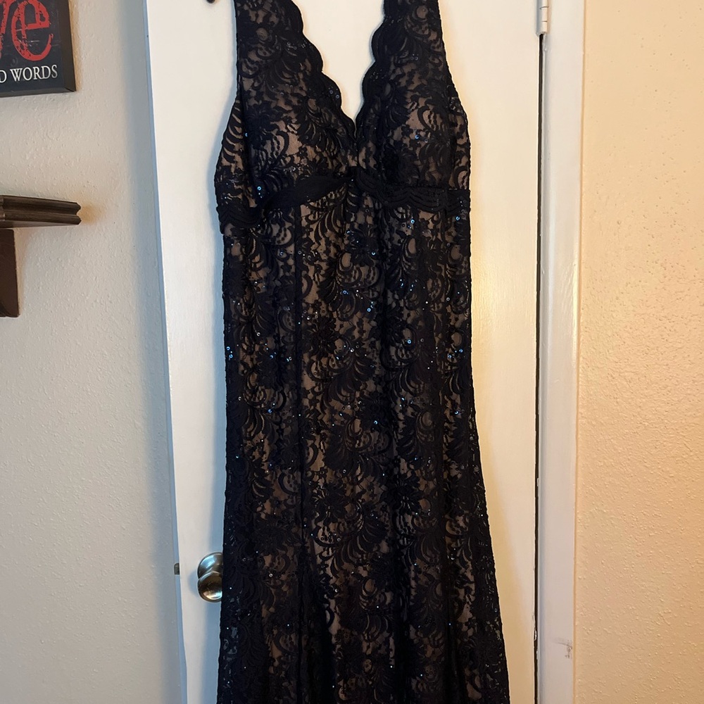 Night Way Collections Black and Cream Dress